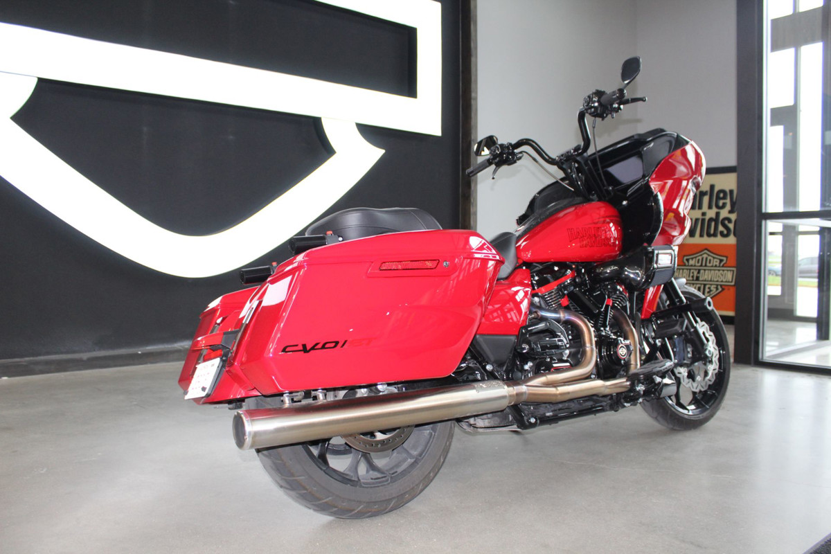 CVO® Road Glide® ST