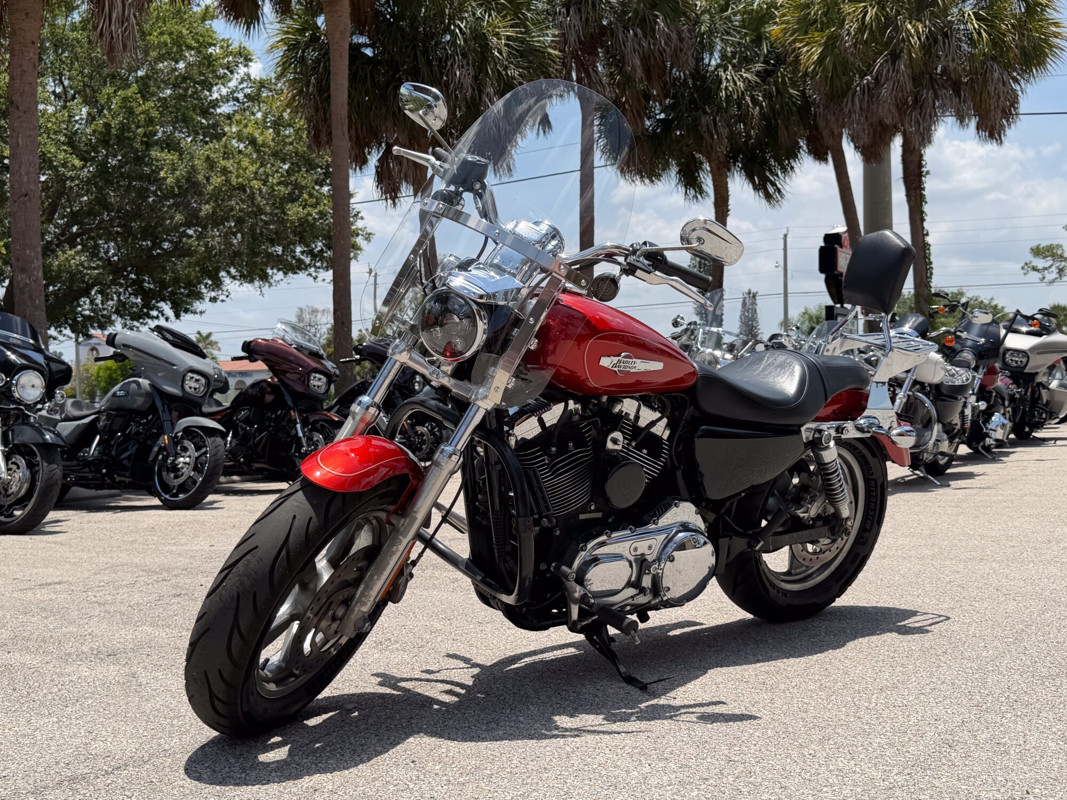 Sportster® 1200 Custom