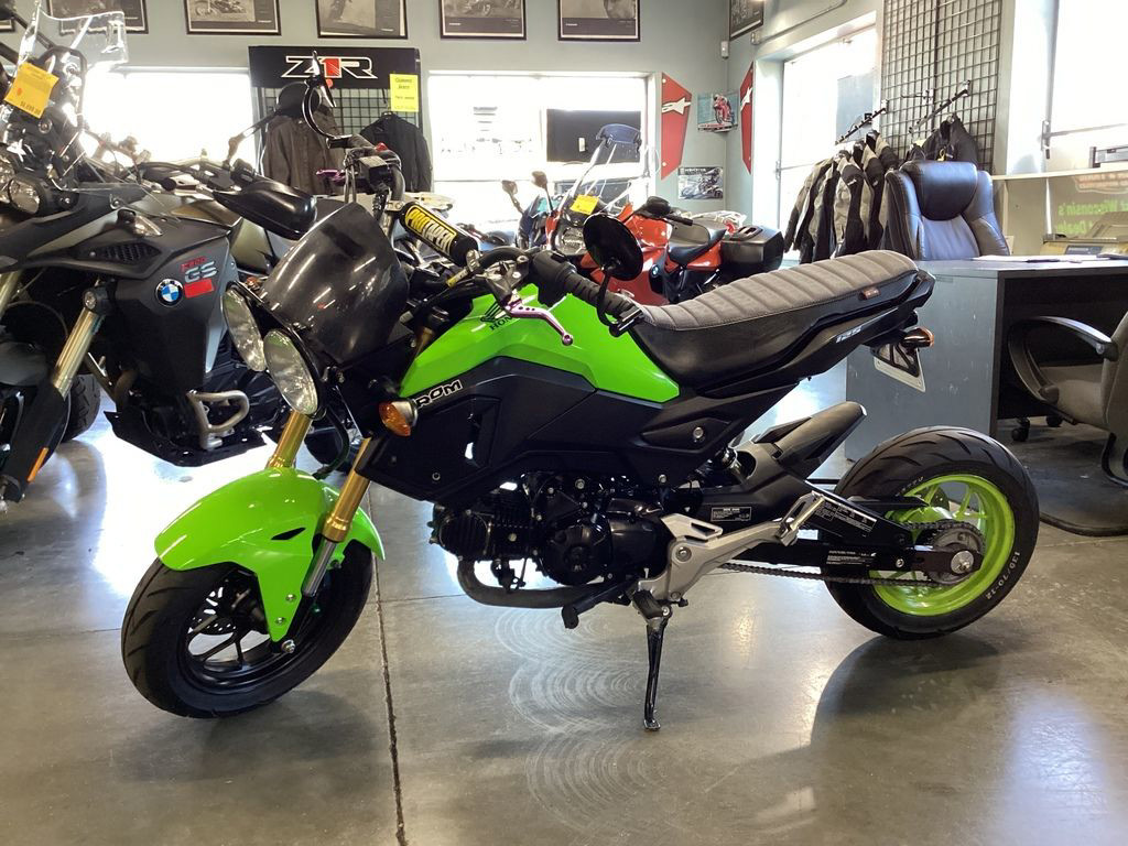 Grom