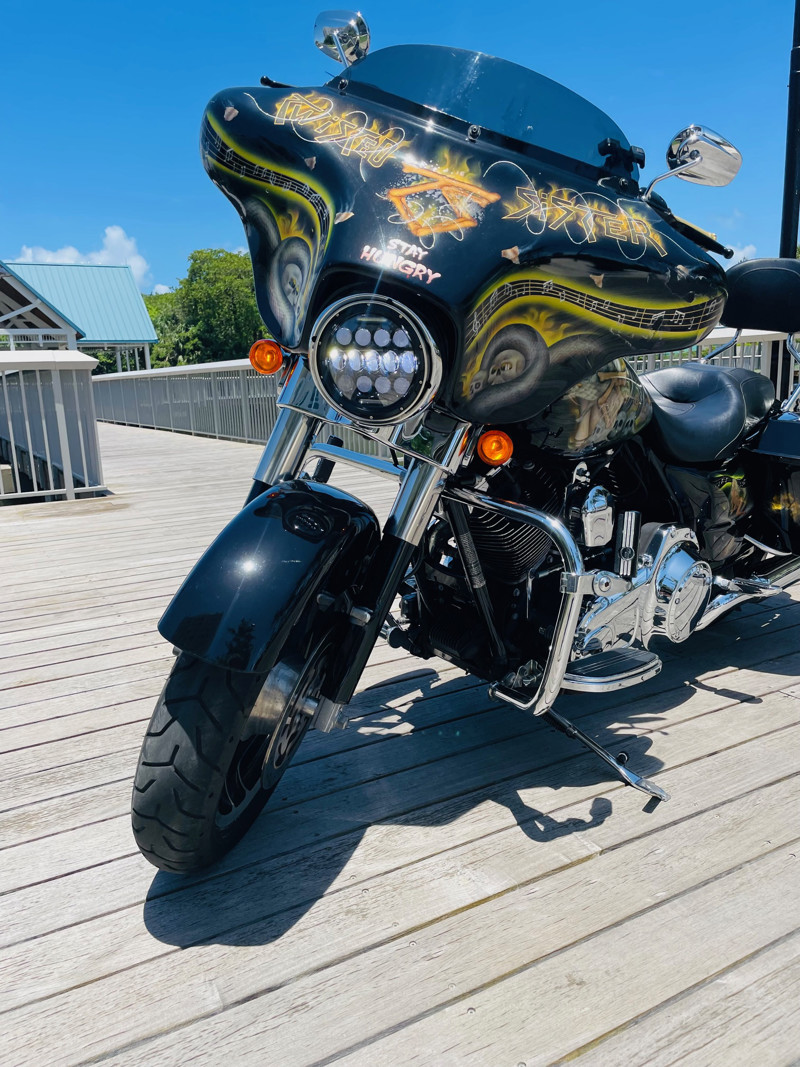 Street Glide®