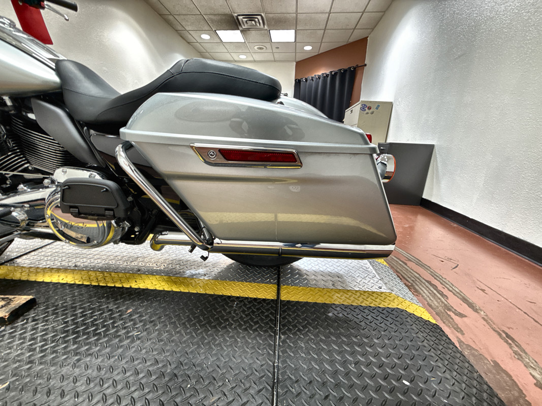 Road King Police
