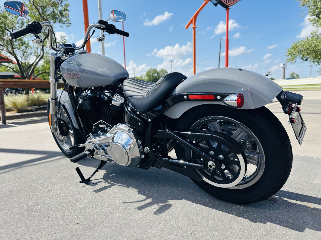 Softail® Standard