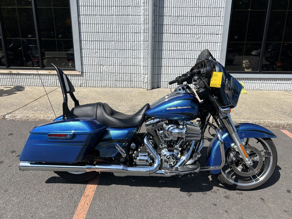 Street Glide®
