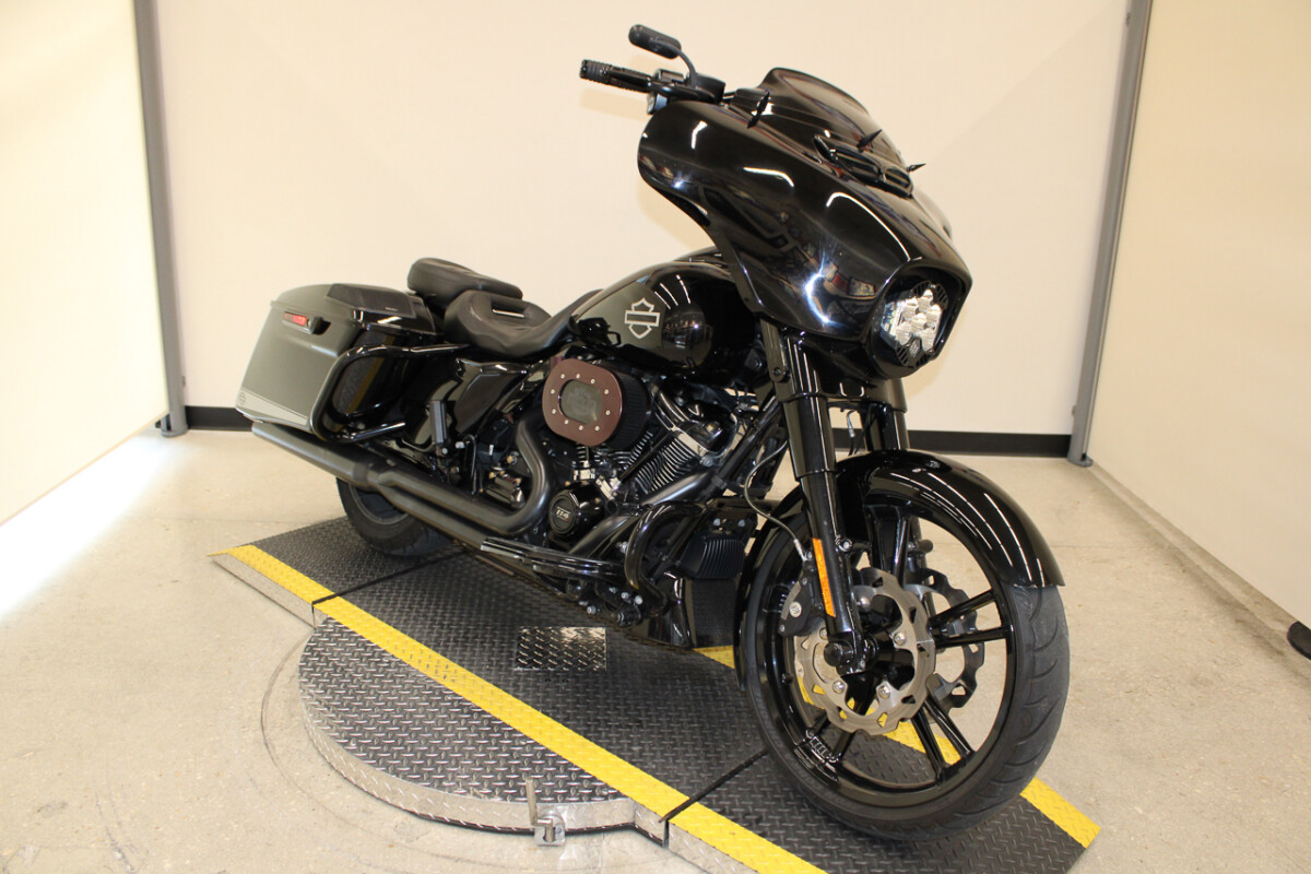 Street Glide® Special