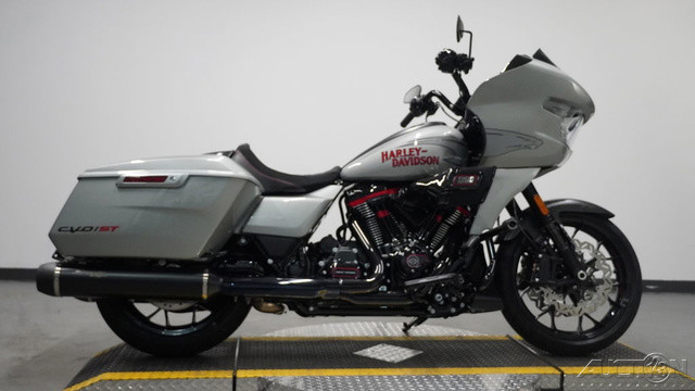 CVO® Road Glide® ST