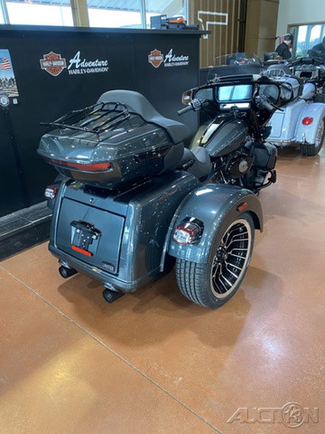 Street Glide® 3 Limited