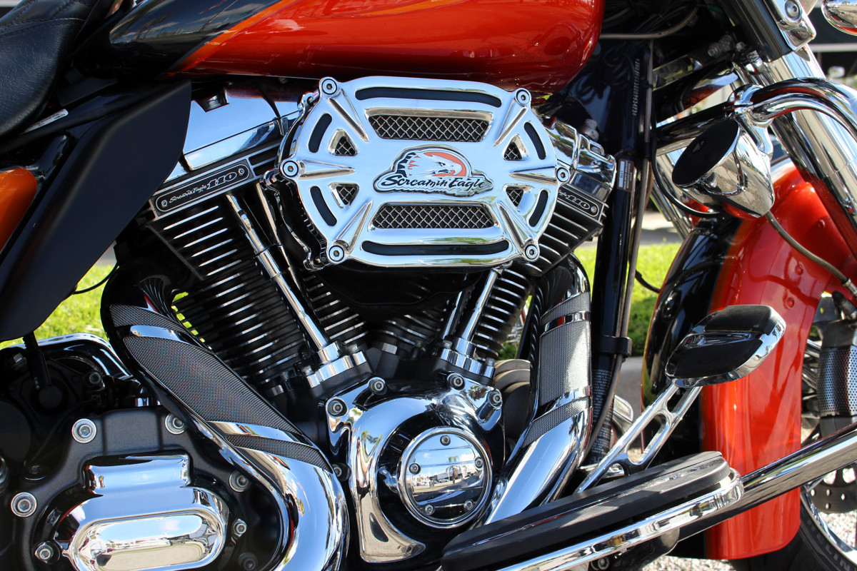 CVO® Ultra Classic® Electra Glide®