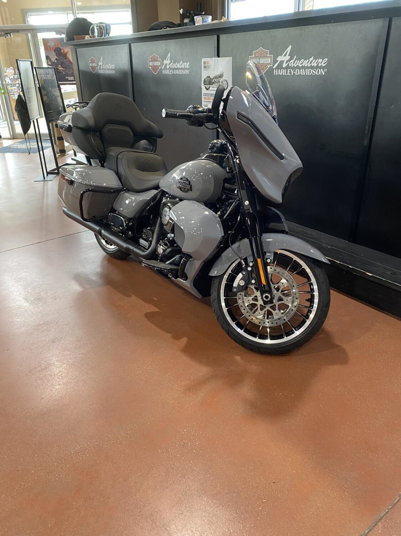Street Glide® Limited