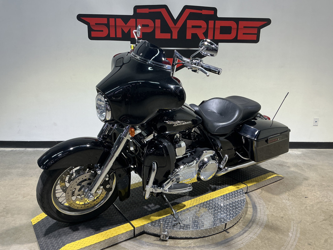 Street Glide®