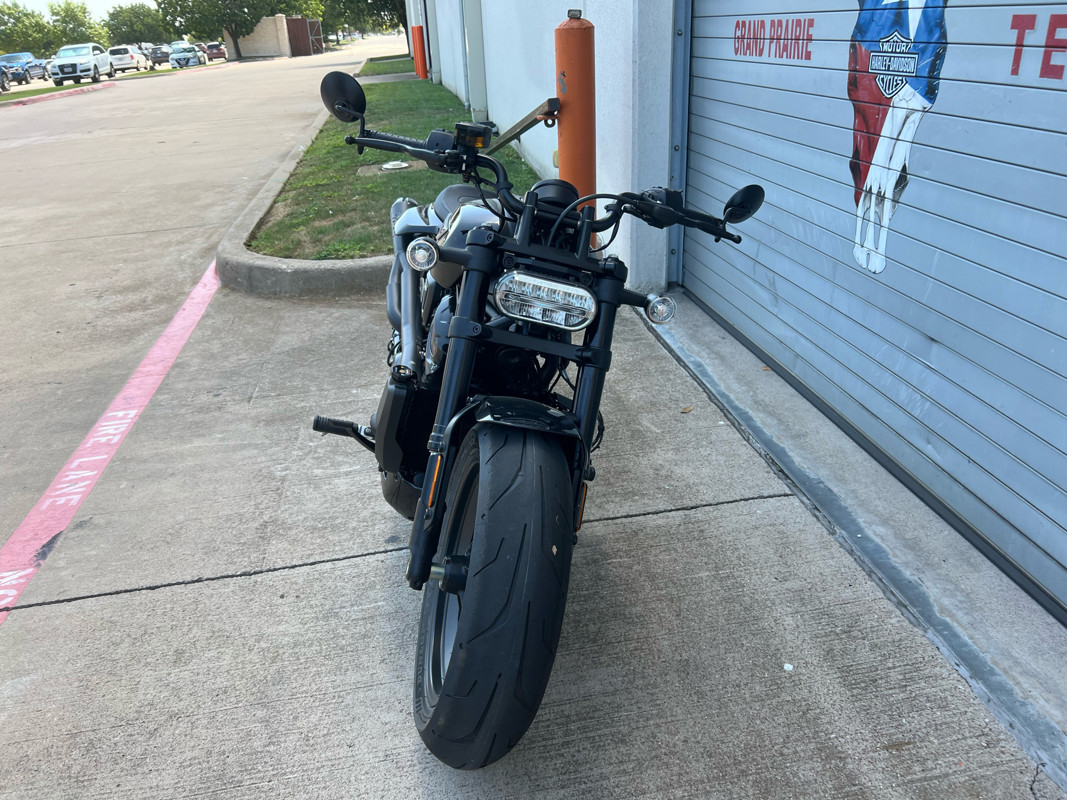 Sportster® S