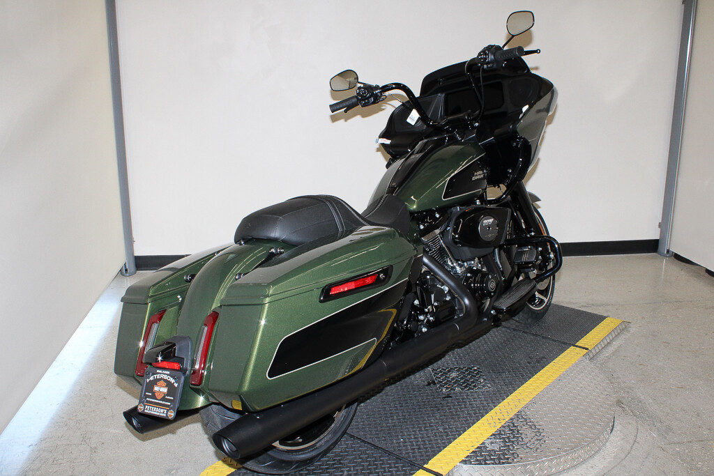 Road Glide®