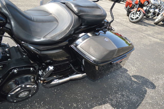CVO® Street Glide®