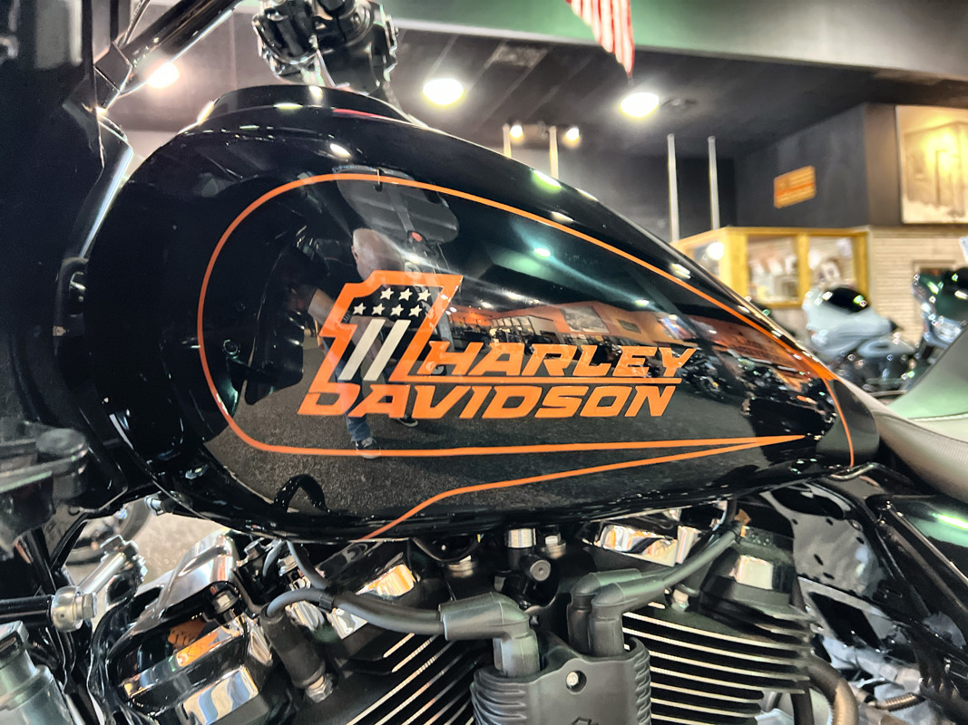 Road Glide®