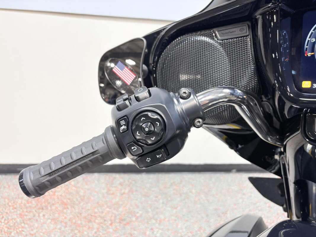 Street Glide® Limited