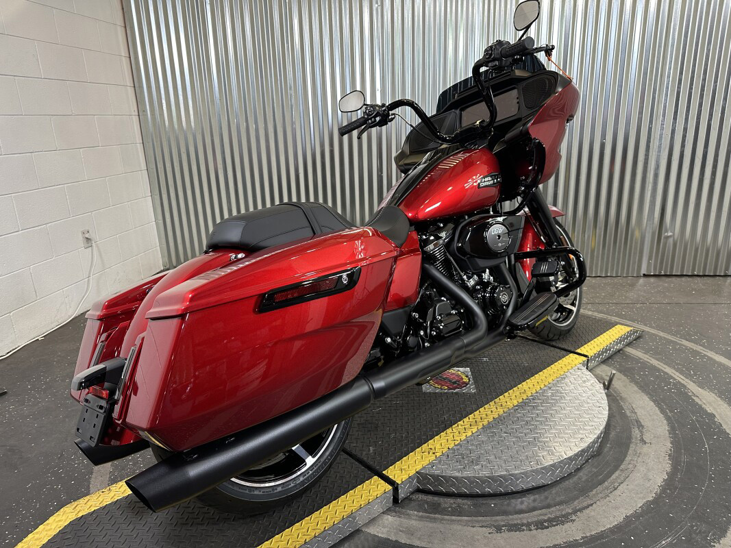 Road Glide®