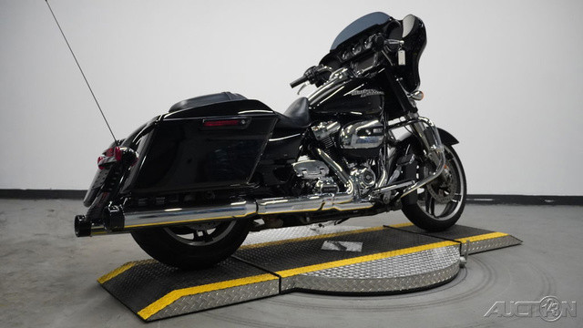 Street Glide® Special