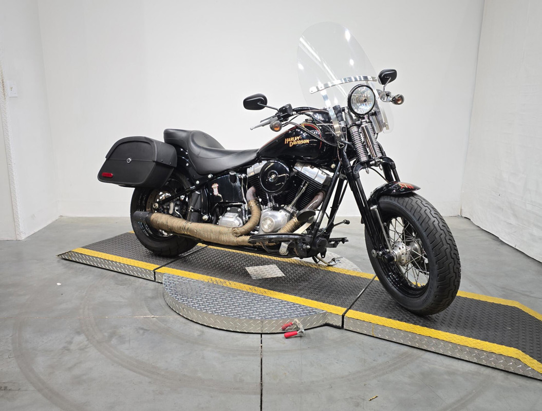 Softail® Cross Bones®