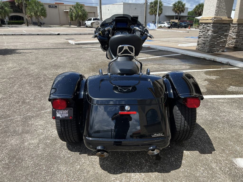 Road Glide® 3