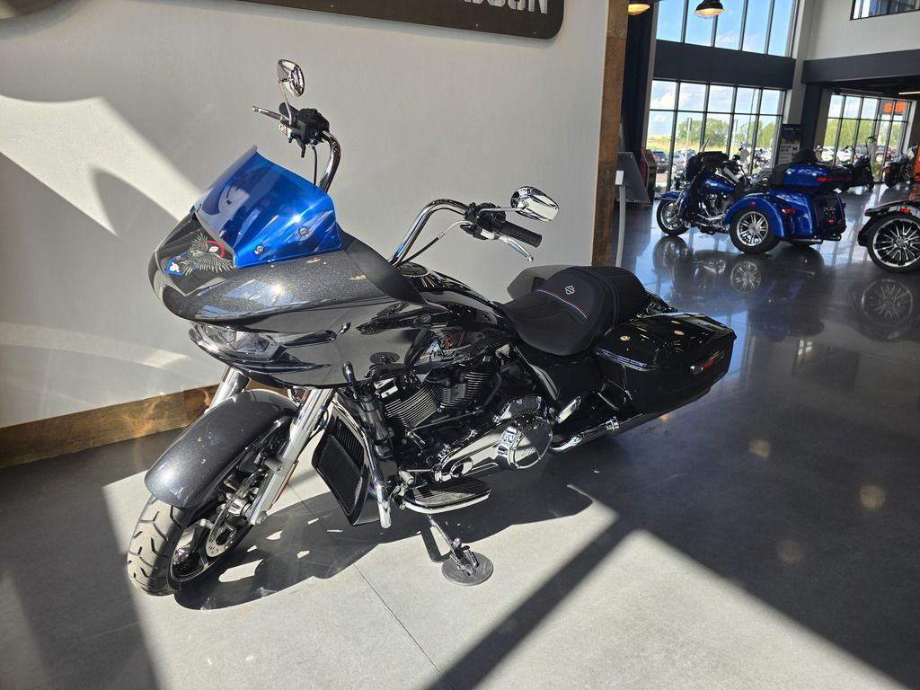 Road Glide®