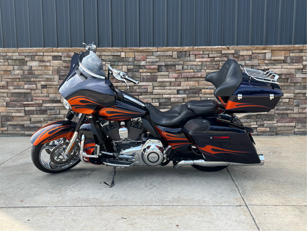 CVO® Street Glide®