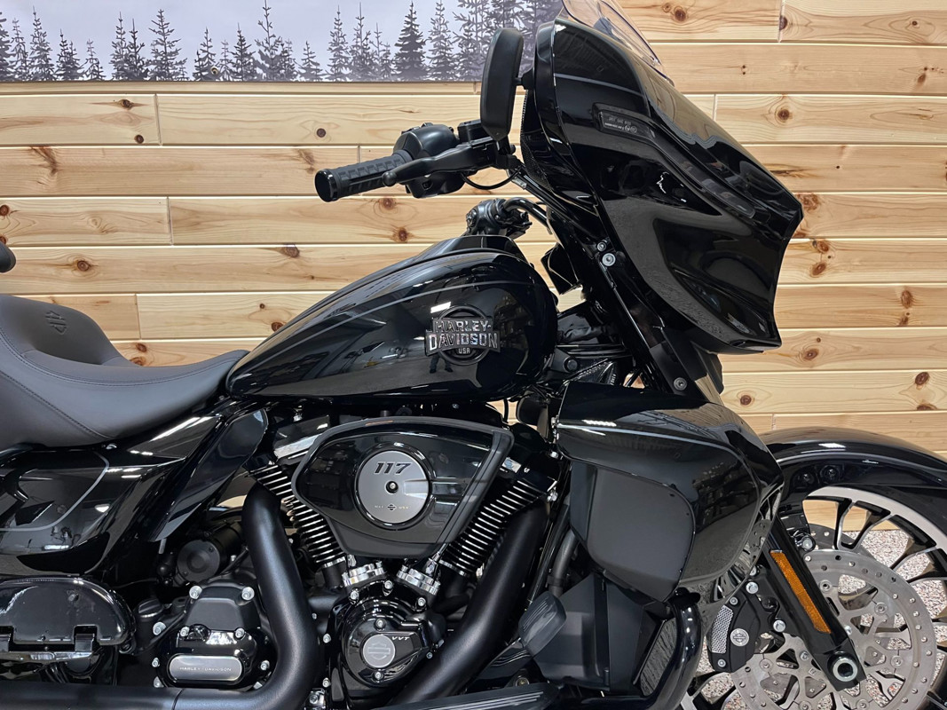 Street Glide® Limited