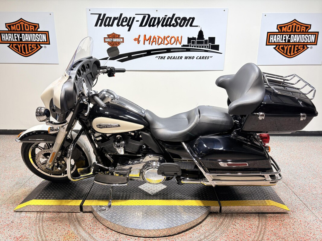 Electra Glide® Police