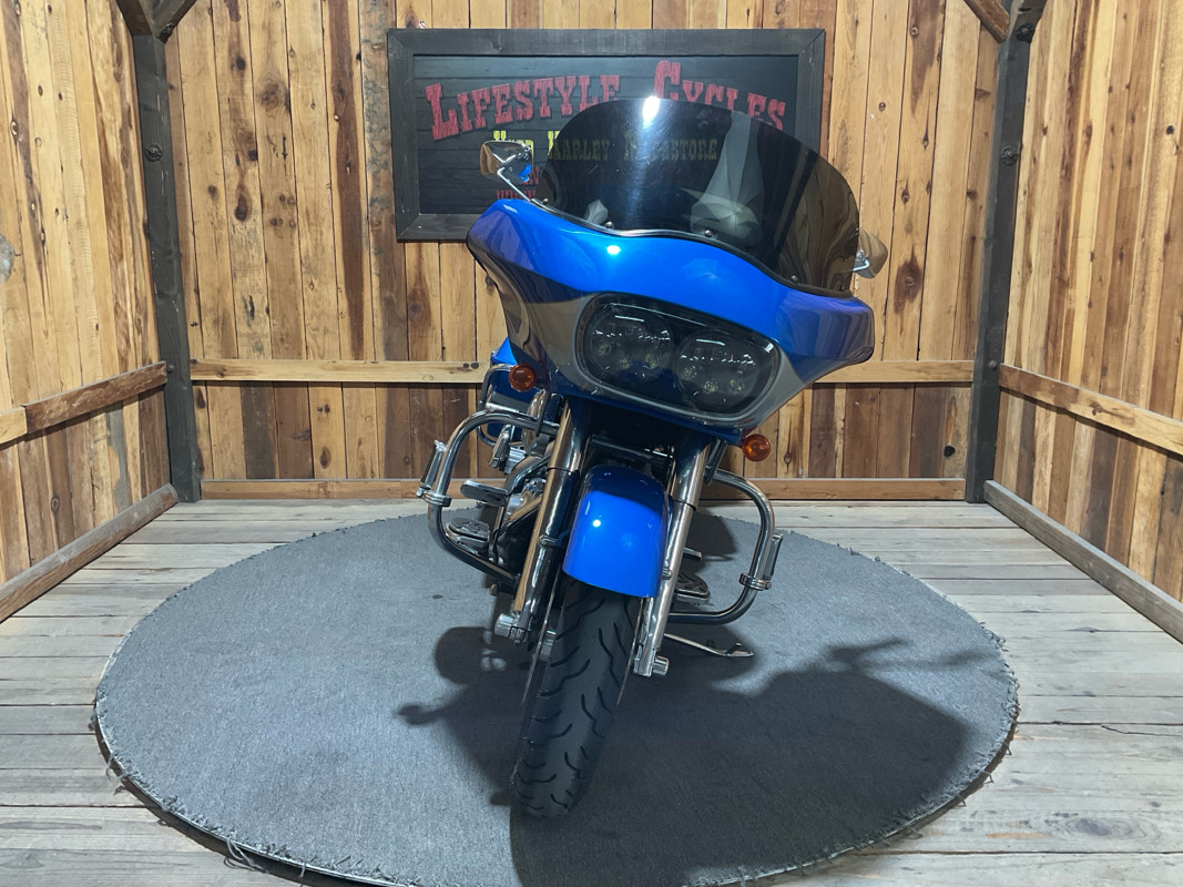 Road Glide®