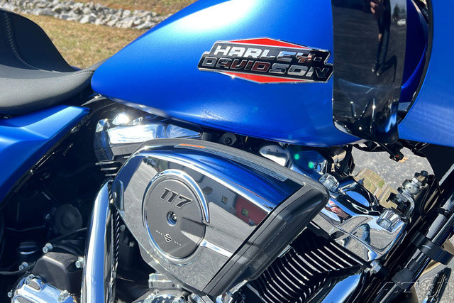 Road Glide®