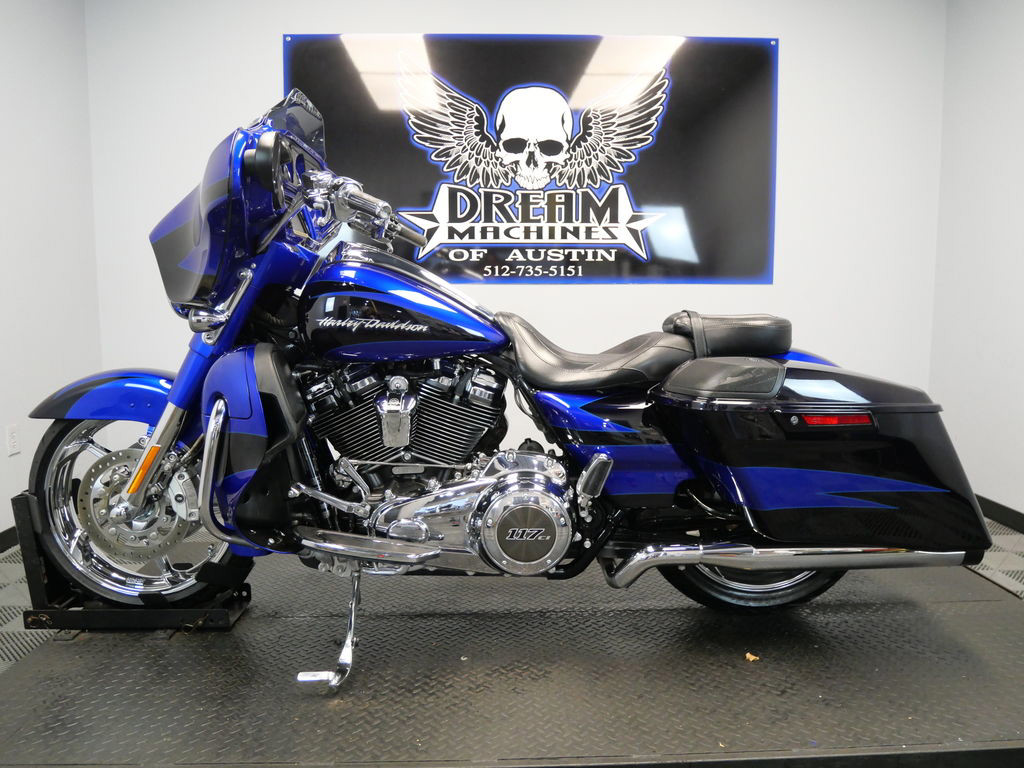 CVO® Street Glide®