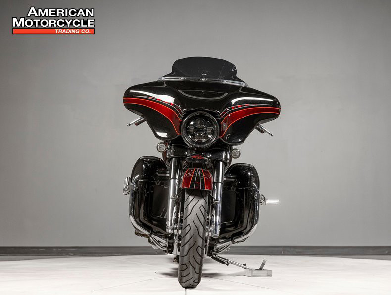 CVO™ Street Glide®