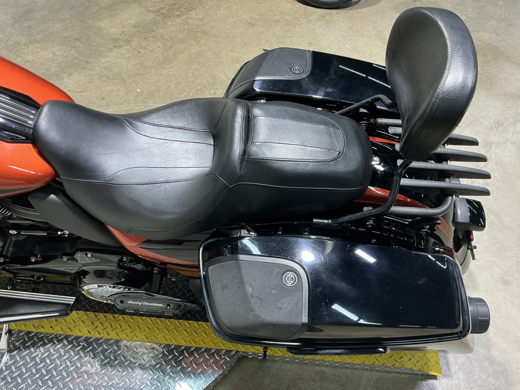 CVO® Street Glide®