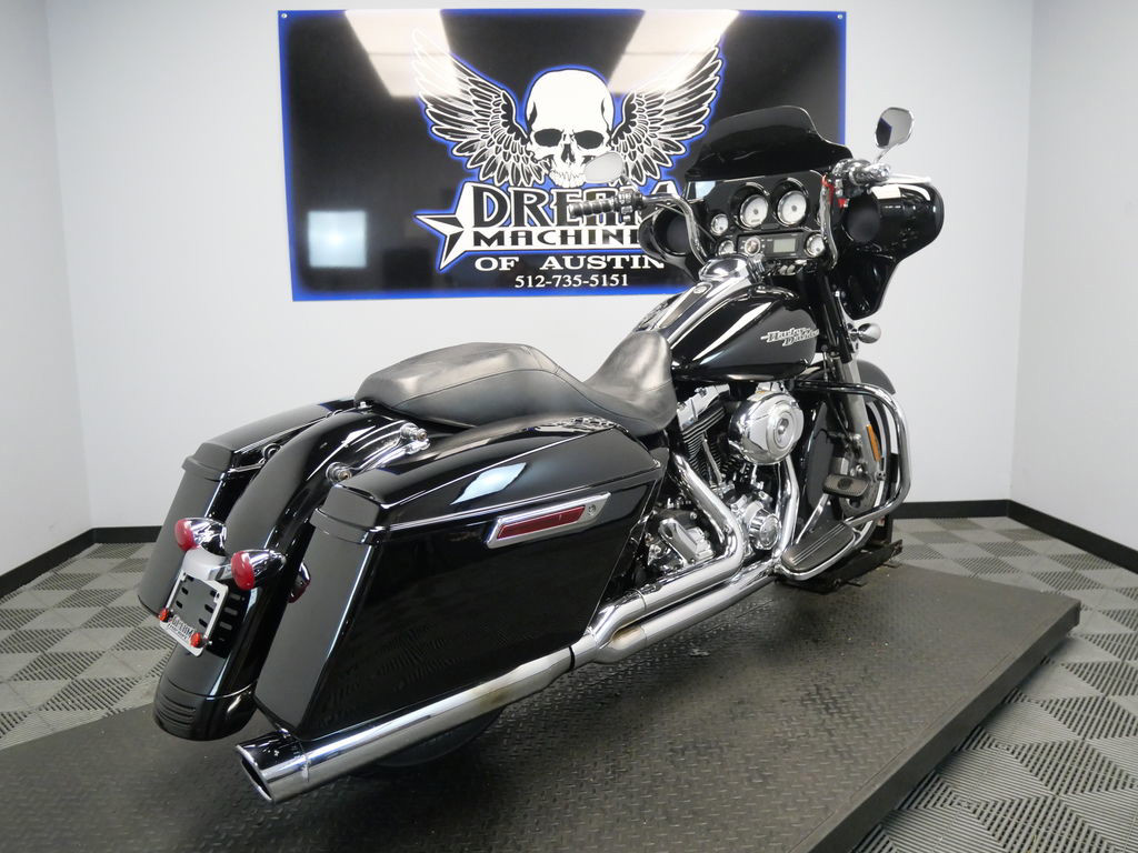 Street Glide®