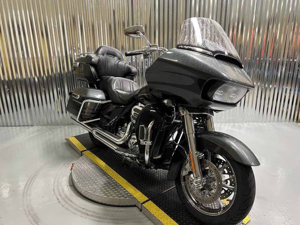 CVO® Road Glide® Ultra