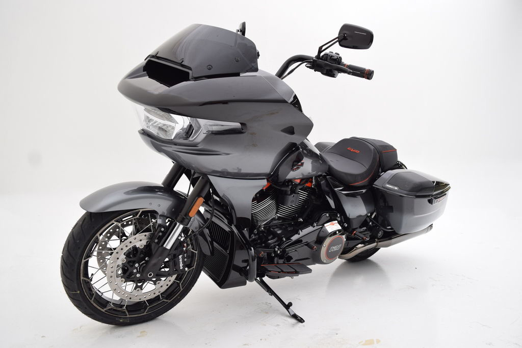 CVO® Road Glide®