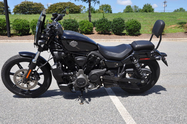 Nightster