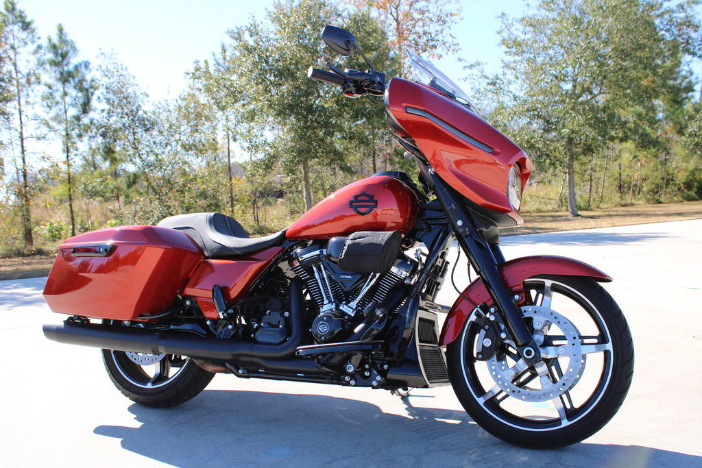 Street Glide®