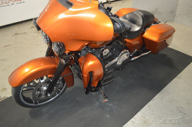 Street Glide®