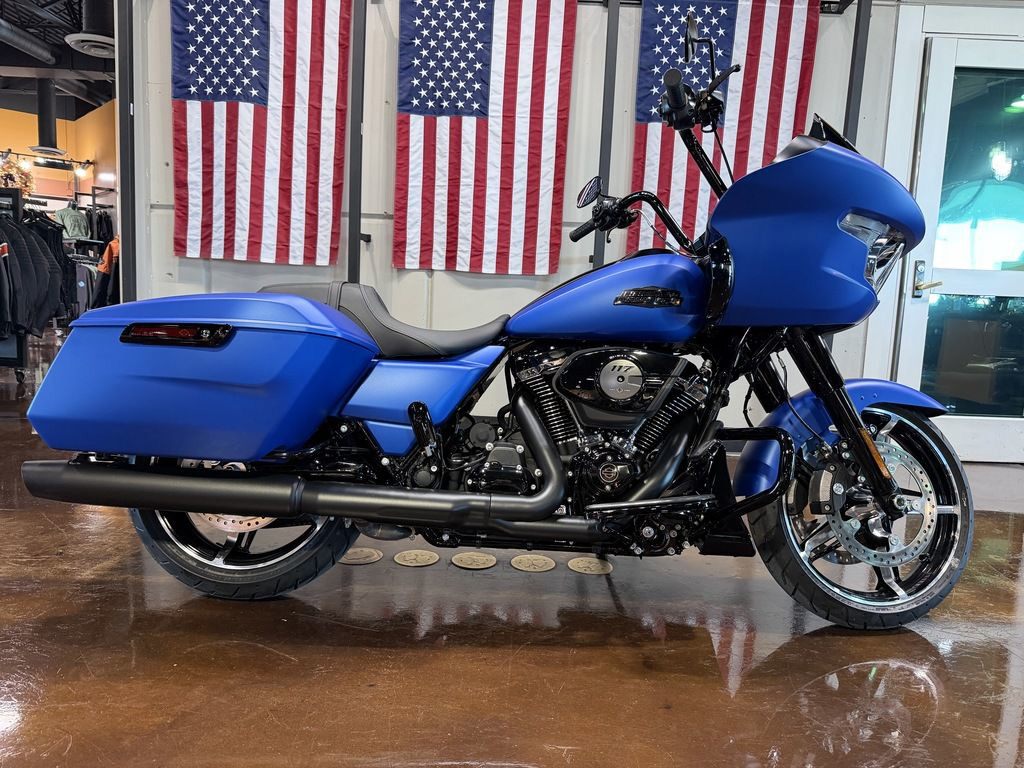 Road Glide®