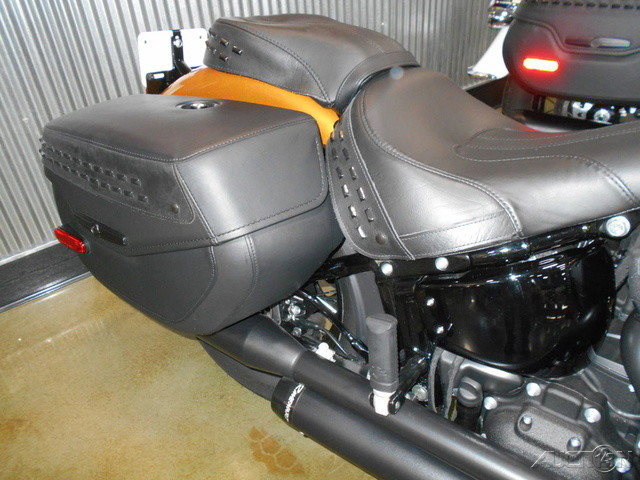 Heritage Classic 114