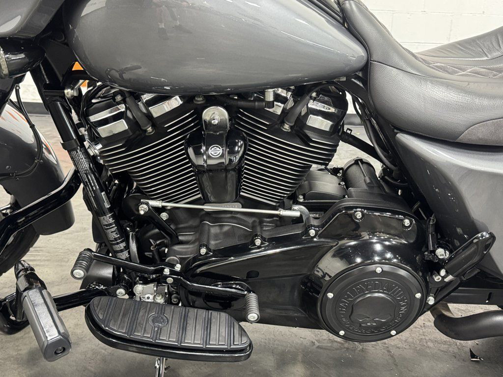 Street Glide® Special