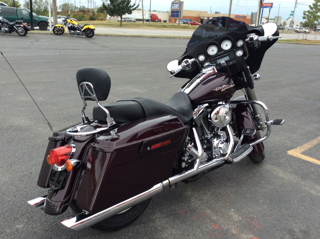 Street Glide®