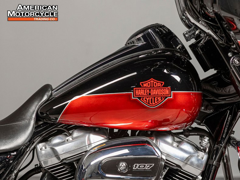 Electra Glide® Standard