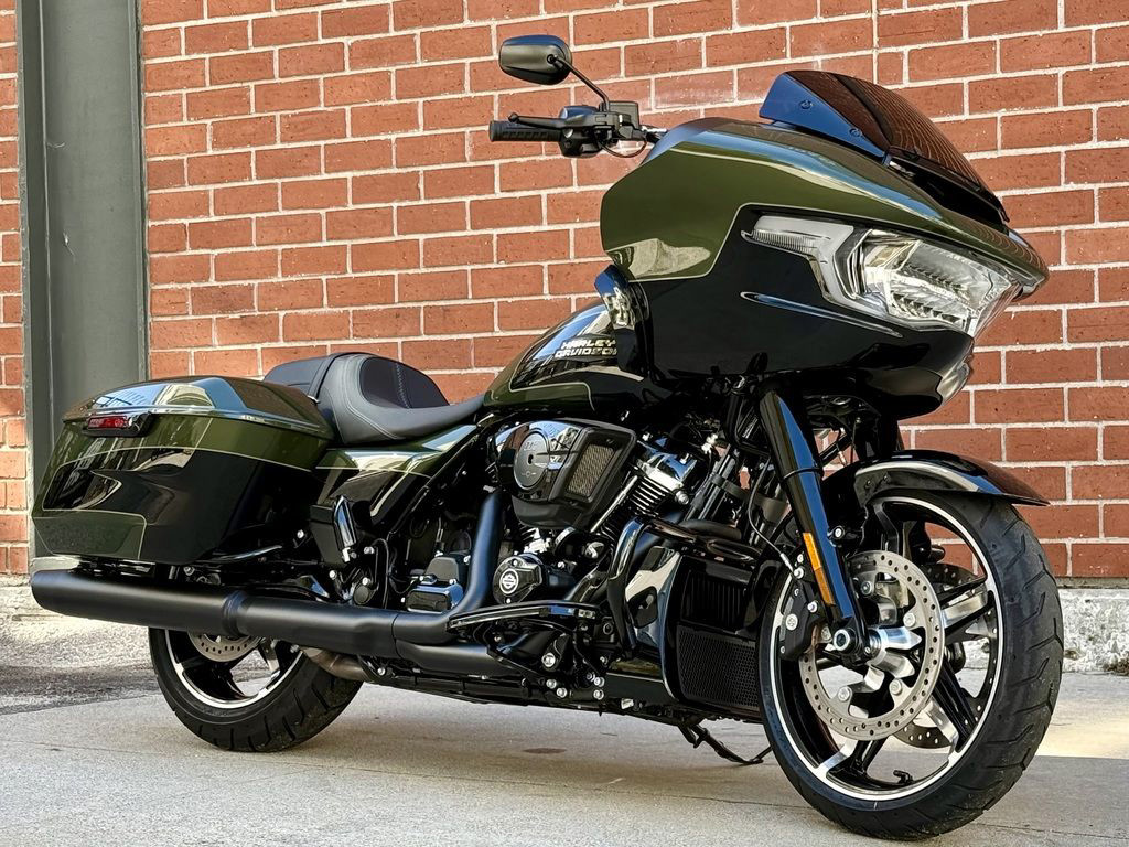 Road Glide®