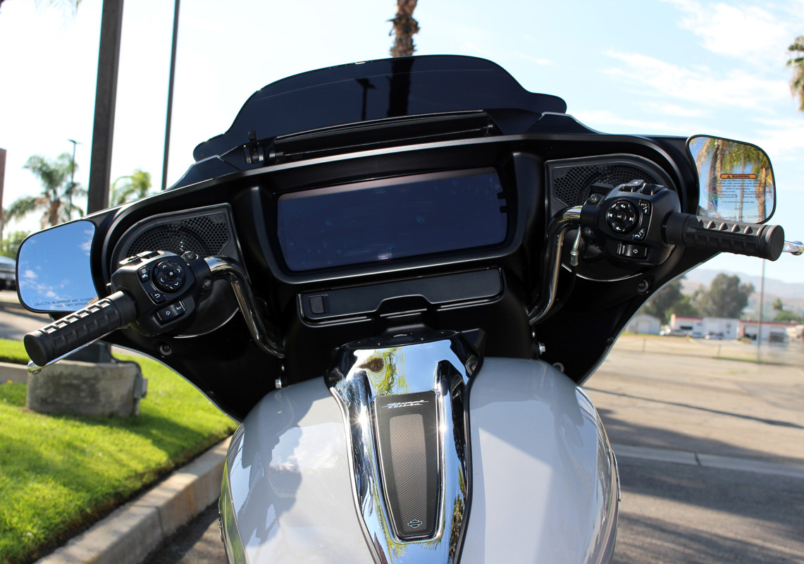 Street Glide®