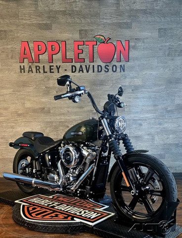 Street Bob®