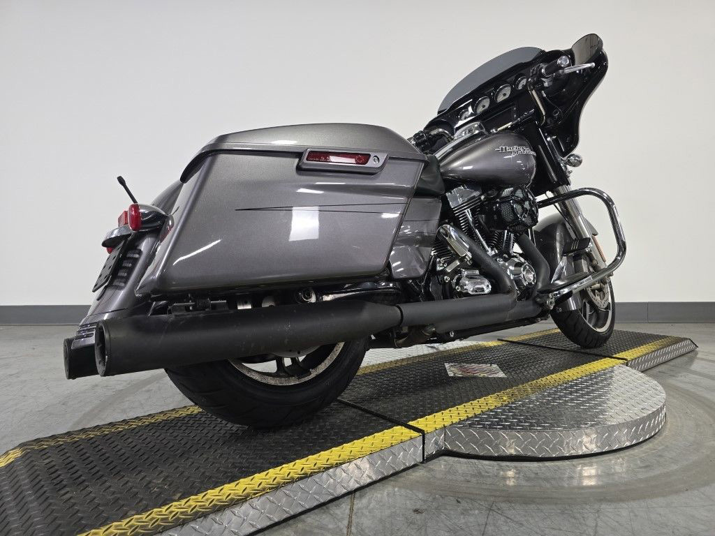 Street Glide® Special