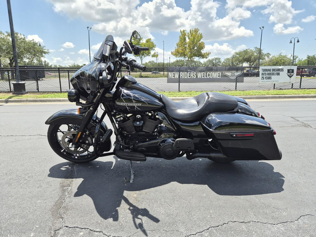 Street Glide® Special