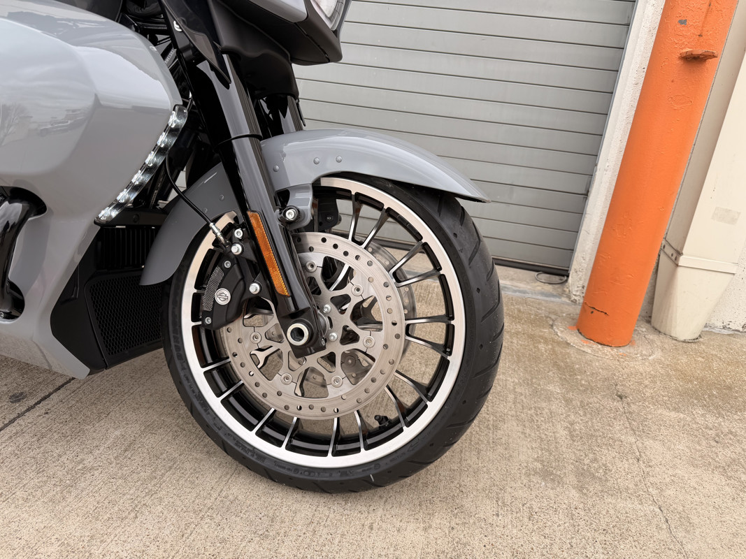 Street Glide® Limited