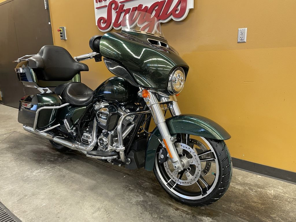 Street Glide®