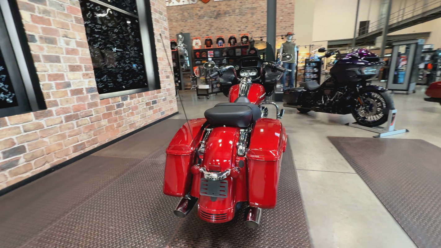 Road Glide®